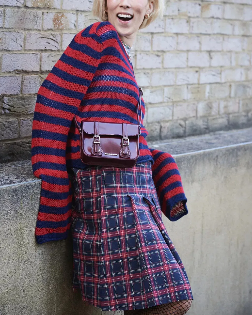 Dr Martens 7 Inch Leather Satchel - Cherry Red Oxford Brush